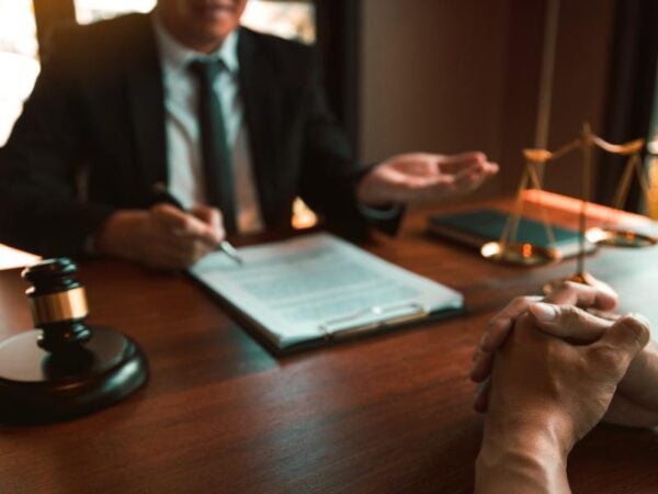 What Should I Look for in Felony Lawyers Near Me?